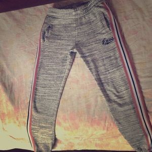 Hi guys I’m selling a Joyce Concept sweatpants